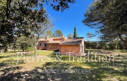 Roussillon, Vaucluse 84220