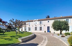 Montils, Poitou-Charentes 17800