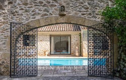 Nîmes, Languedoc-Roussillon 30900