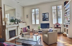 Bordeaux, Nouvelle-Aquitaine 33800