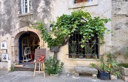 Venasque, Provence-Alpes-Côte-d'Azur 84210