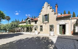 Pézenas, Languedoc-Roussillon 34120