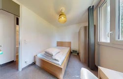 Rue Philippe Fabia, Lyon, Auvergne-Rhône-Alpes 69008