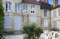 Châtillon-sur-Seine, Bourgogne-Franche-Comté 21400