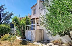 Les Angles, Gard 30133