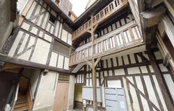Troyes, Champagne-Ardennes 10000