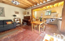 Donzy, Bourgogne-Franche-Comté 58220