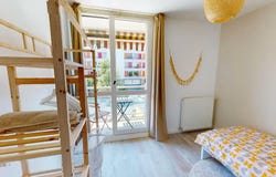 Rue du Général Delestraint, Lormont, Nouvelle-Aquitaine 33310