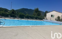 Montbrun-les-Bains, Auvergne-Rhône-Alpes 26570