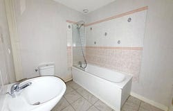 Le Chatelet-En-Brie, Île-de-France 77820