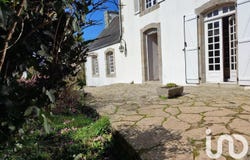 Plougonven, Brittany 29640