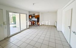 Izon, Aquitaine 33450