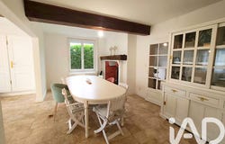 Villery, Grand Est 10320