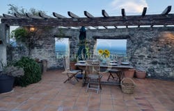 Le Barroux, Vaucluse 84330
