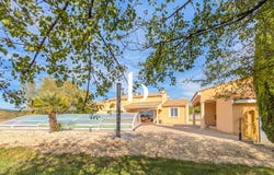 Barjac, Languedoc-Roussillon 30430
