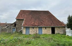 POUILLY EN AUXOIS, Bourgogne 21320