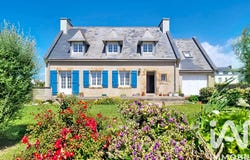 Pouldreuzic, Brittany 29710