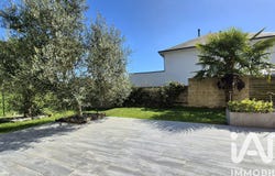 Plescop, Brittany 56890