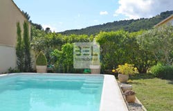 Laudun-l'Ardoise, Languedoc-Roussillon 30290
