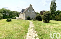 Lanvallay, Brittany 22100