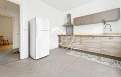 Sens, Yonne 89100