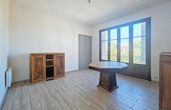 Avignon, Provence-Alpes-Côte-d'Azur 84000