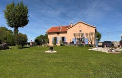 Caylus, Midi-Pyrénées 82160