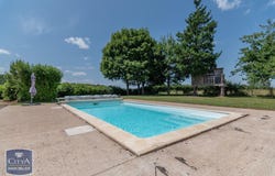 Saint-Cyr, Burgundy 71240