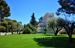 Roquebrune-Cap-Martin, Provence-Alpes-Côte-d'Azur 06190