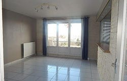 Troyes, Champagne-Ardenne 10000