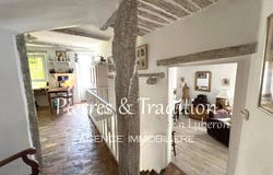 Reillanne, Alpes-de-Haute-Provence 04110