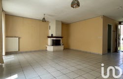 Saint-Germain-Laval, Île-de-France 77130
