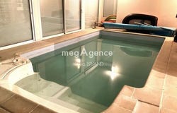 Laval, Pays de la Loire 53000