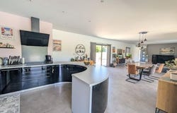 La Reunion, Aquitaine 47700
