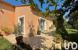 Suze-la-Rousse, Auvergne-Rhône-Alpes 26790