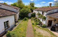 Mazeray, Poitou-Charentes 17400