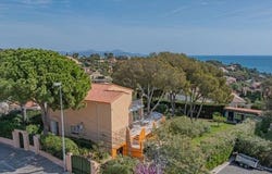 Roquebrune-sur-Argens, Provence-Alpes-Côte d'Azur 83380