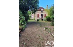Ancy-le-Franc, Bourgogne-Franche-Comté 89160
