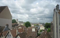 Troyes, Aube 10000