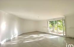 NEMOURS, Île-de-France 77140