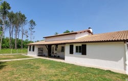 Salles, Nouvelle-Aquitaine 33770