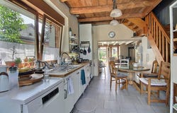 58, route de Borly, Cranves Sales, Auvergne-Rhône-Alpes 74380
