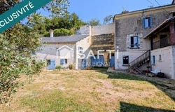 La Roche-Clermault, Centre 37500