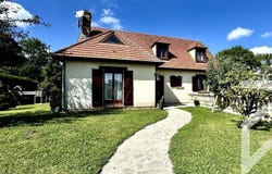 Crépy-en-Valois, Oise 60800
