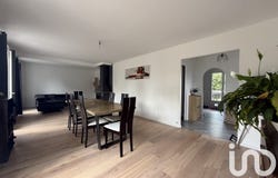 Le Châtelet-en-Brie, Île-de-France 77820