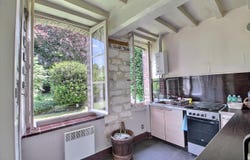 Chailley, Burgundy 89770
