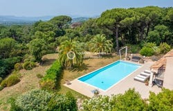 Grimaud, Provence-Alpes-Côte d'Azur 83310
