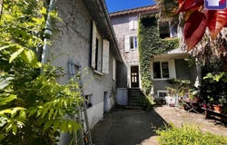 Foix, Ariège 09000