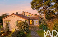 Vaugneray, Auvergne-Rhône-Alpes 69670