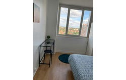 Rue Édouard Branly, Bron, Auvergne-Rhône-Alpes 69500
